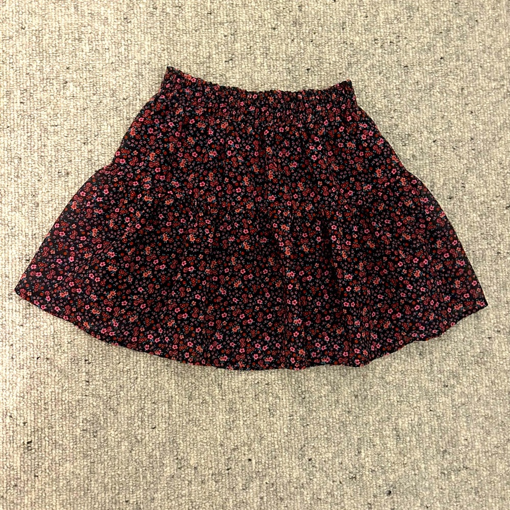 Girls floral skirt!